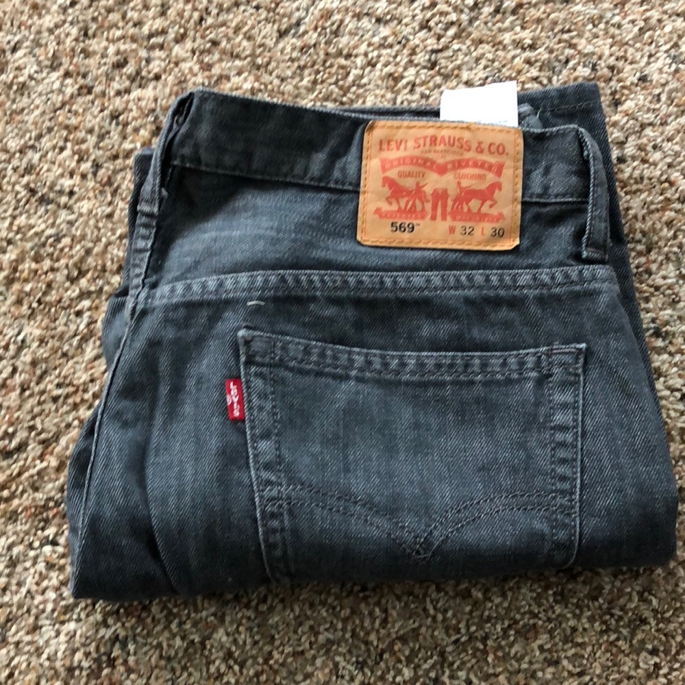 Men’s grey Levi’s